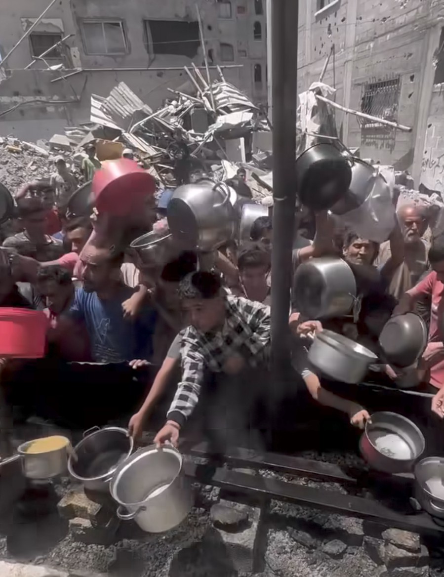 Whistleblower Claims Security Contractors Fired on Unarmed Palestinians at Gaza Aid Centers