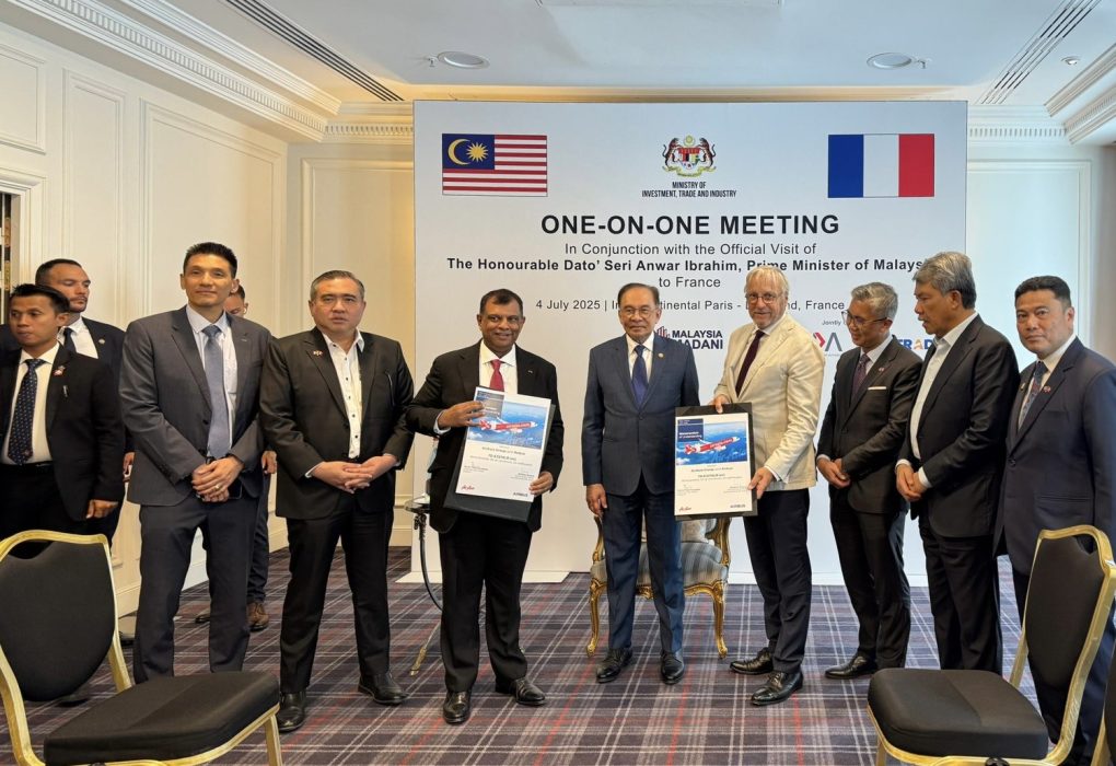 AirAsia Signs .25-B Deal for 70 New Aircraft, Ushers in Era of Low-Cost Long-Haul Travel