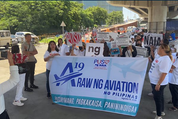 Rising Airport Fees Spark Protests; Critics Warn of Traveler Burden