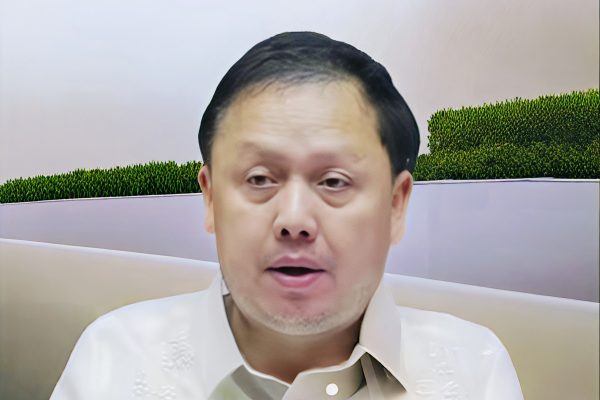 Passport Cancellation Lags for Ex-Lawmaker Accused in Trillion-Peso Kickback Scheme