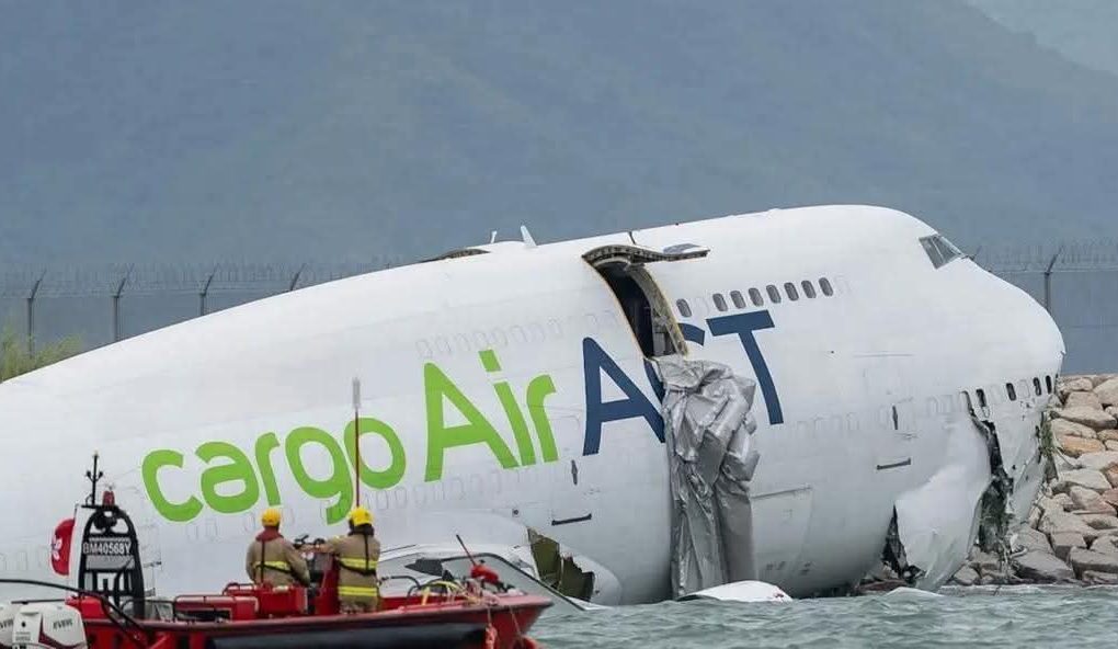 Cargo Plane Plunges into Hong Kong Sea, Killing Two Security Guards