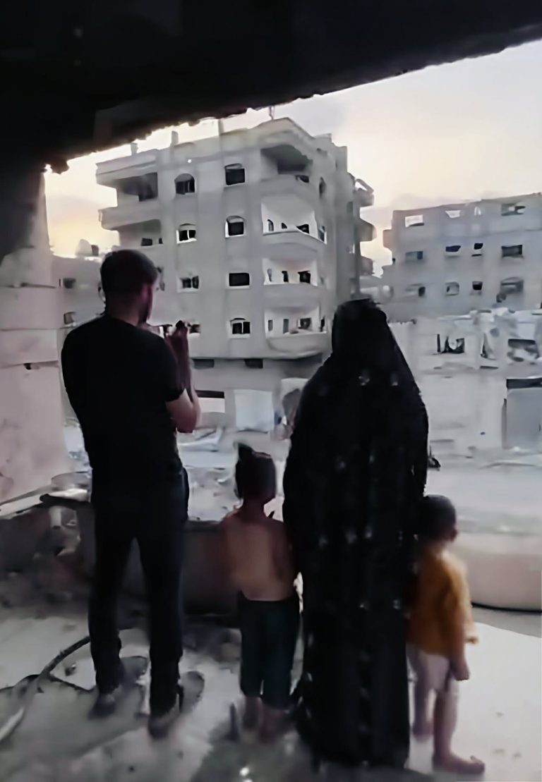 Sifting Through Rubble, Searching for Home: Gazans Return to Devastated Reality